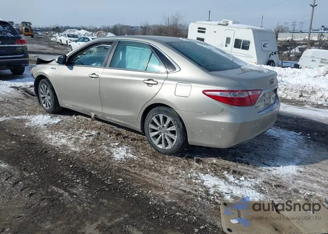 2015 Toyota Camry Hybrid Xle z USA, uszkodzony, nr VIN 4T1BD1FK6FU168198